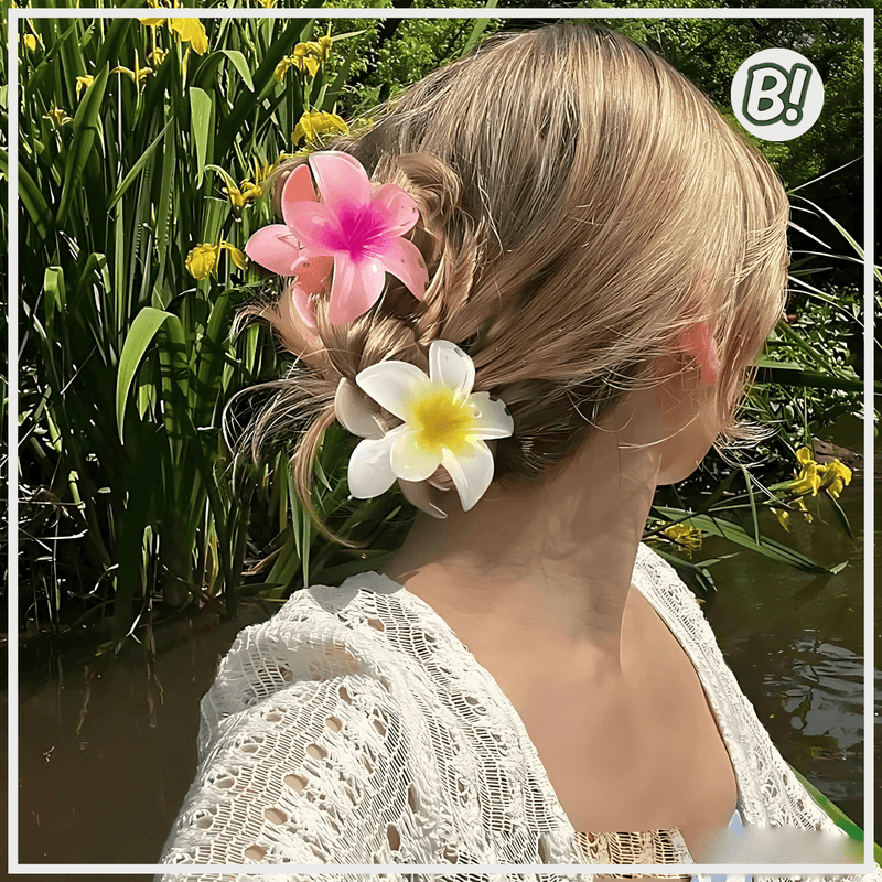 Flor de Encanto – Presilha Floral Havaiana para Cabelos